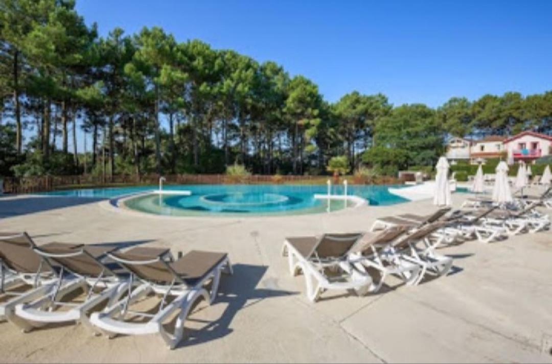 Holidays Resort Domaine Du Golf Piscine Chauffee D' Avril Au 1Er Octobre En Lisiere De Foret Avec Vue Sur La Pinede Lacanau-Ocean 외부 사진